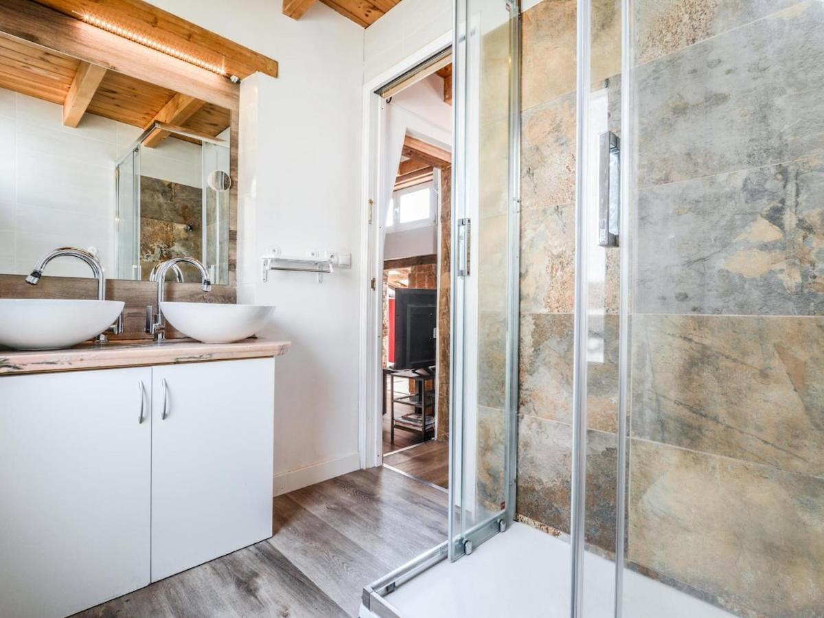 Apartamento Atico Espacioso En Malasana Madri