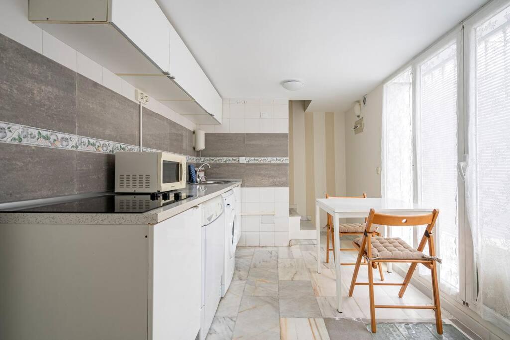 Arriaga Alto- Coqueto Duplex. Parking Gratuito * Madri