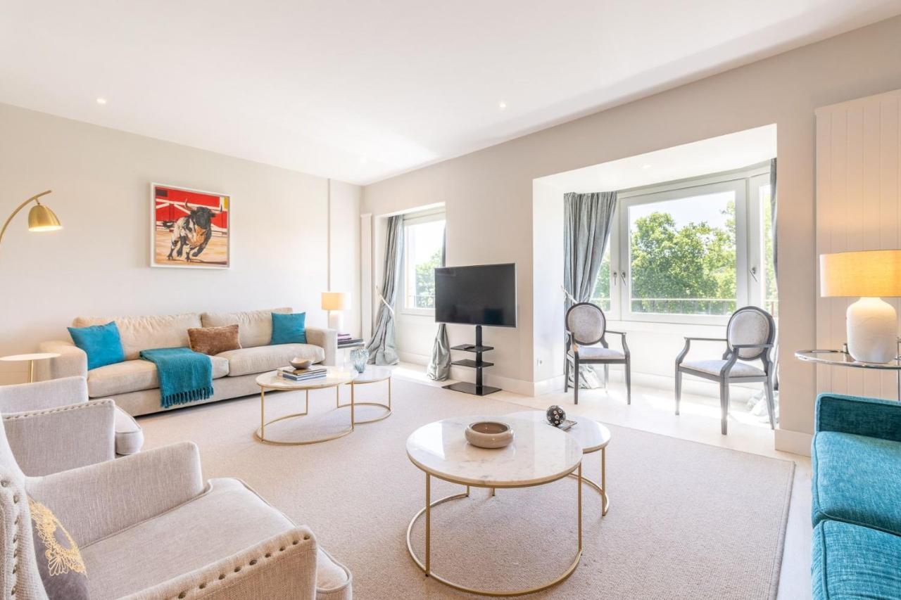 Spectacular 2-bedroom With Stunning Retiro Park Views In The Heart Of Barrio Salamanca Madrid