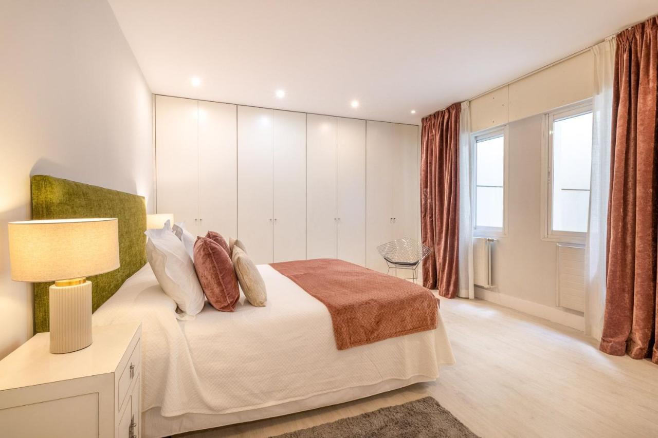 Spectacular 2-bedroom With Stunning Retiro Park Views In The Heart Of Barrio Salamanca