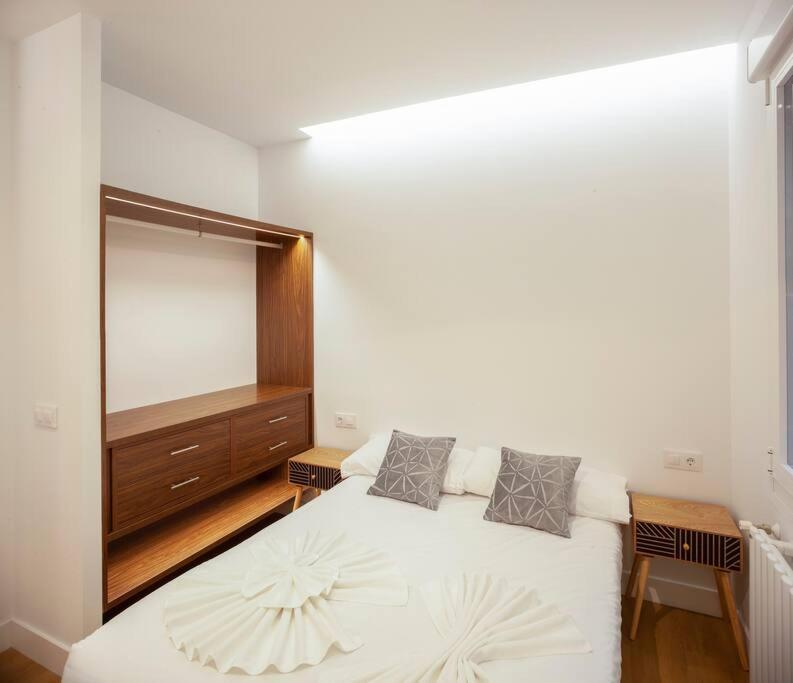 Apartment Malasana I Calle Churruca 2br 2bh