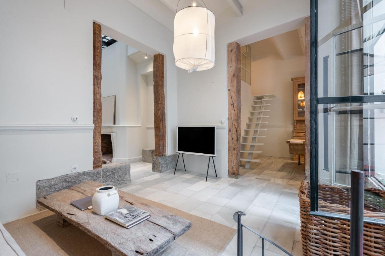 Appartement 3 Bedrooms 2 Bathrooms Furnished - Malasana - Terrace - Bright In Downtown Area - Mintystay *