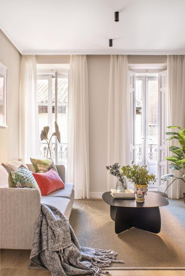 Brigth Stylish - 2bedrooms 2bathrooms - Malasana Madrid