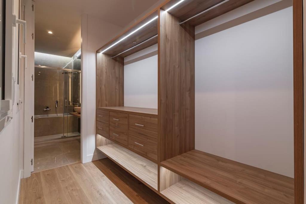 Appartement Centro Vi Calle De La Paz 4br 4bh Madrid