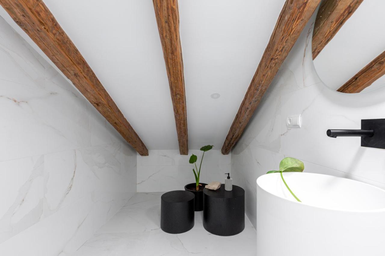 Aparthotel Chueca, Behap Collection