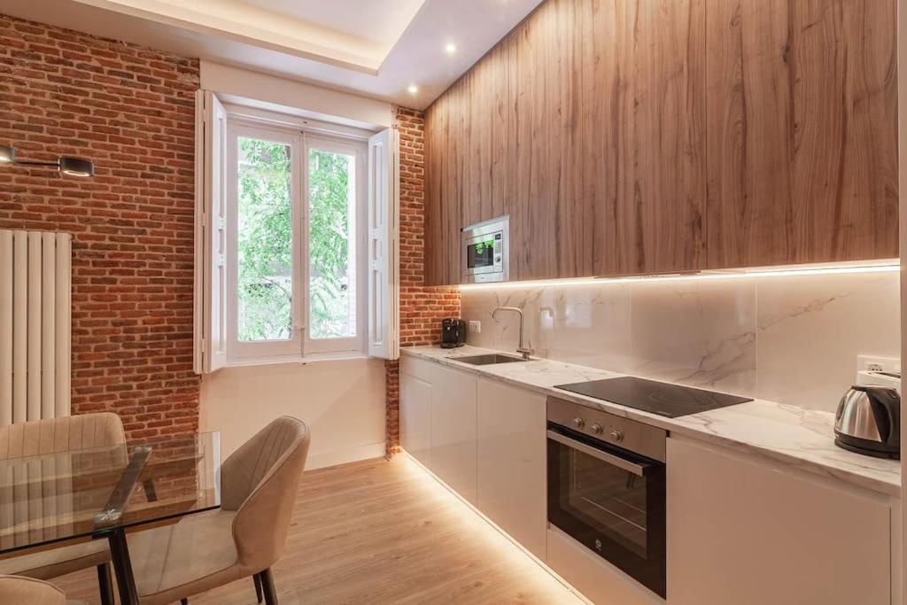 Salamanca V Calle Alcantara 3br 3bh