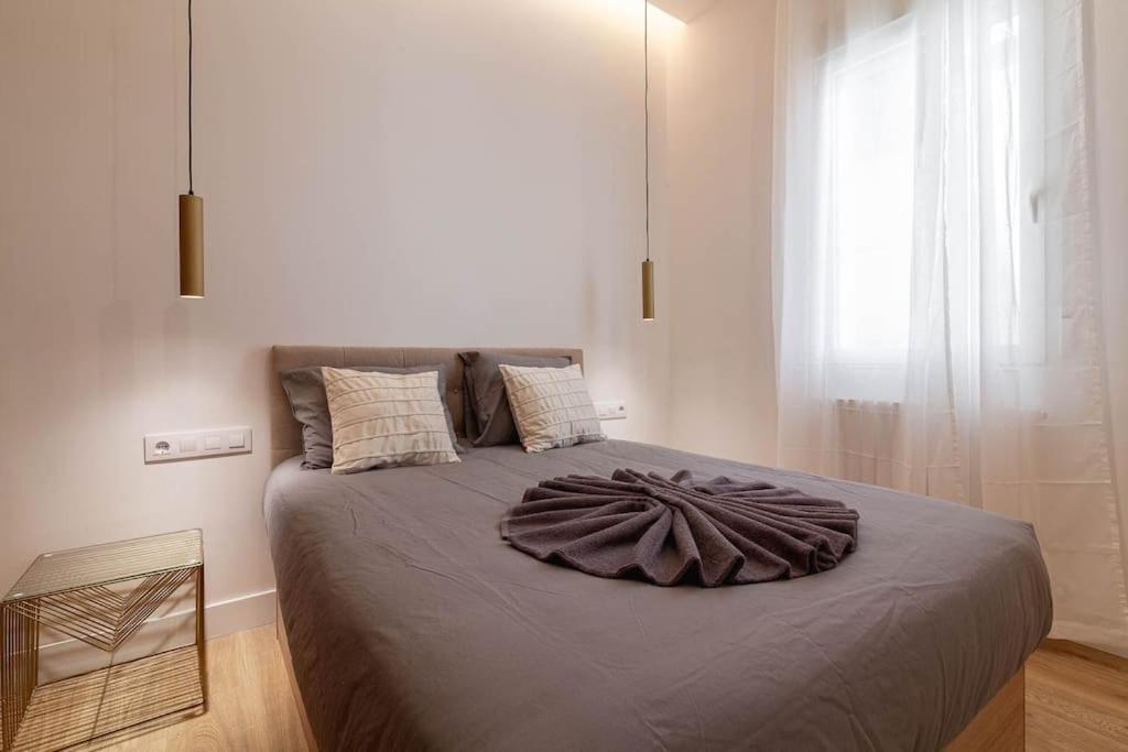 Apartamento Salamanca V Calle Alcantara 3br 3bh