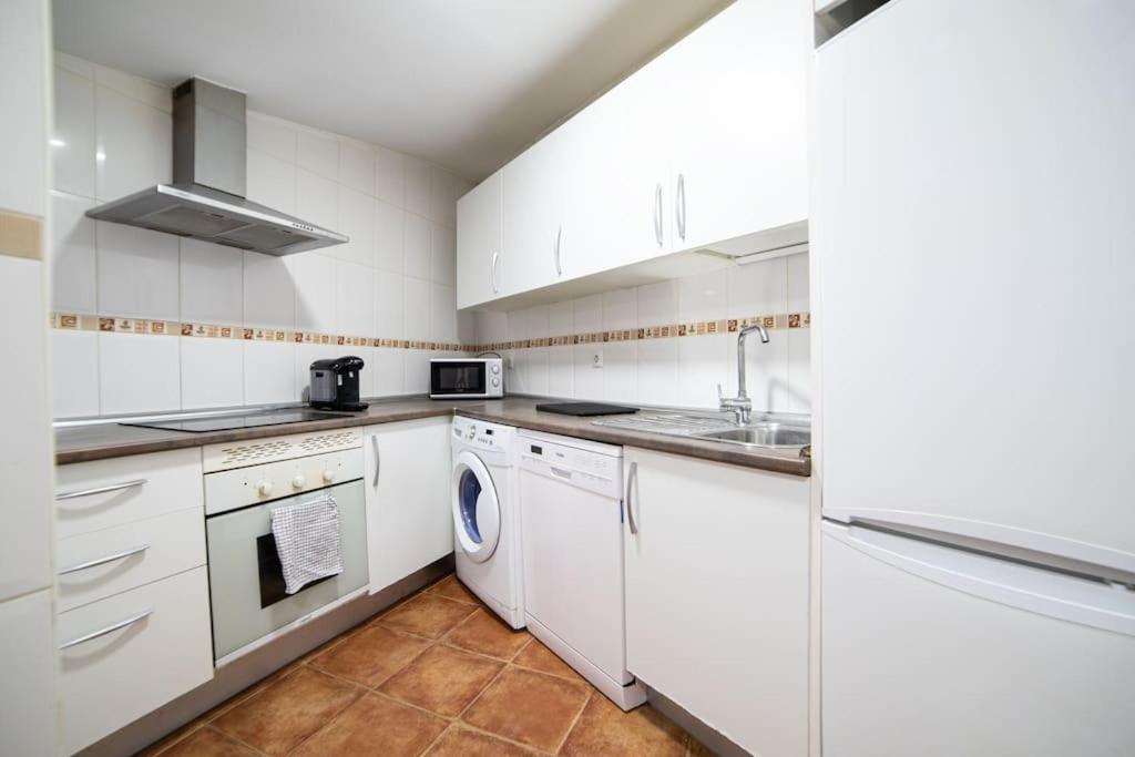 Cozy Plaza Espana I Renovated 3br 2bh Apartamento