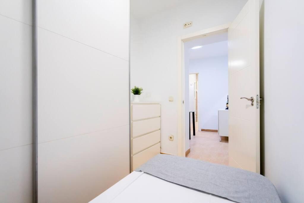 Apartment Cosy Interior Ground Floor In Barrio Salamanca-boc5 *