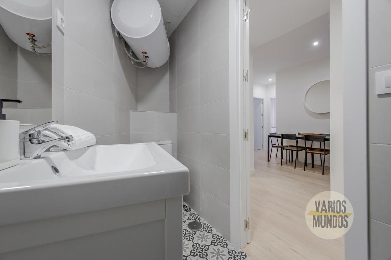 Spacious New 7 En La Plaza De Tirso De Molina Apartamento