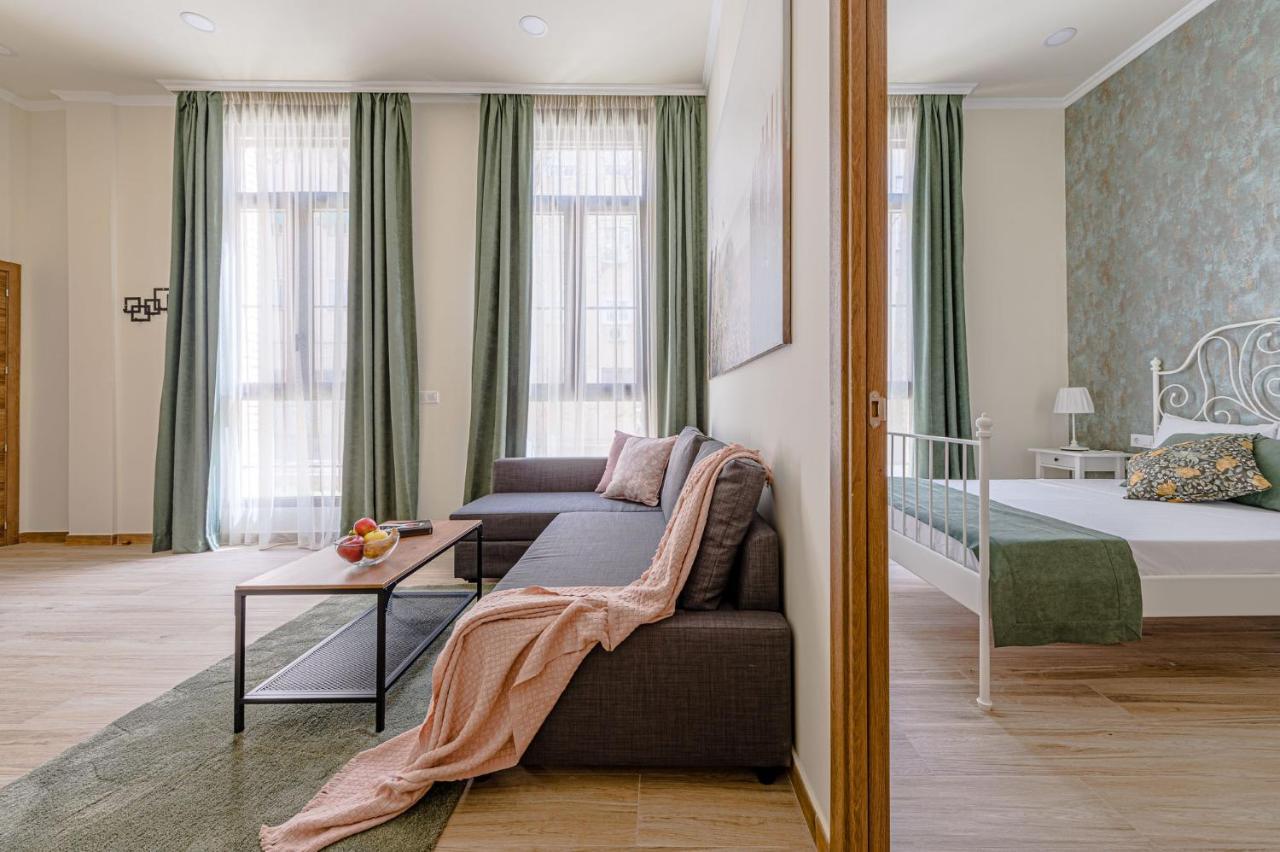 Simone Apartamento Madri