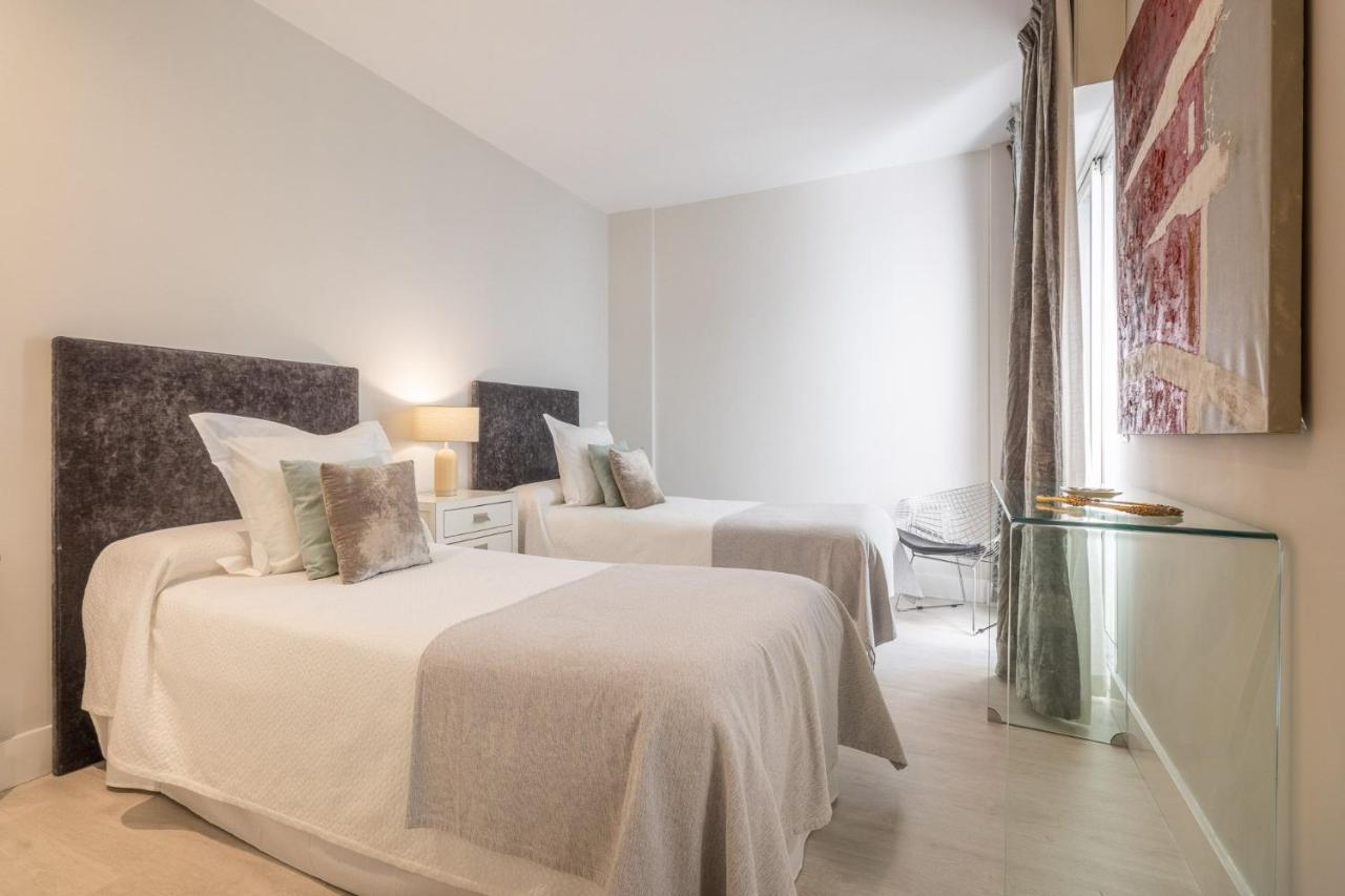 Apartment Spectacular 2-bedroom With Stunning Retiro Park Views In The Heart Of Barrio Salamanca