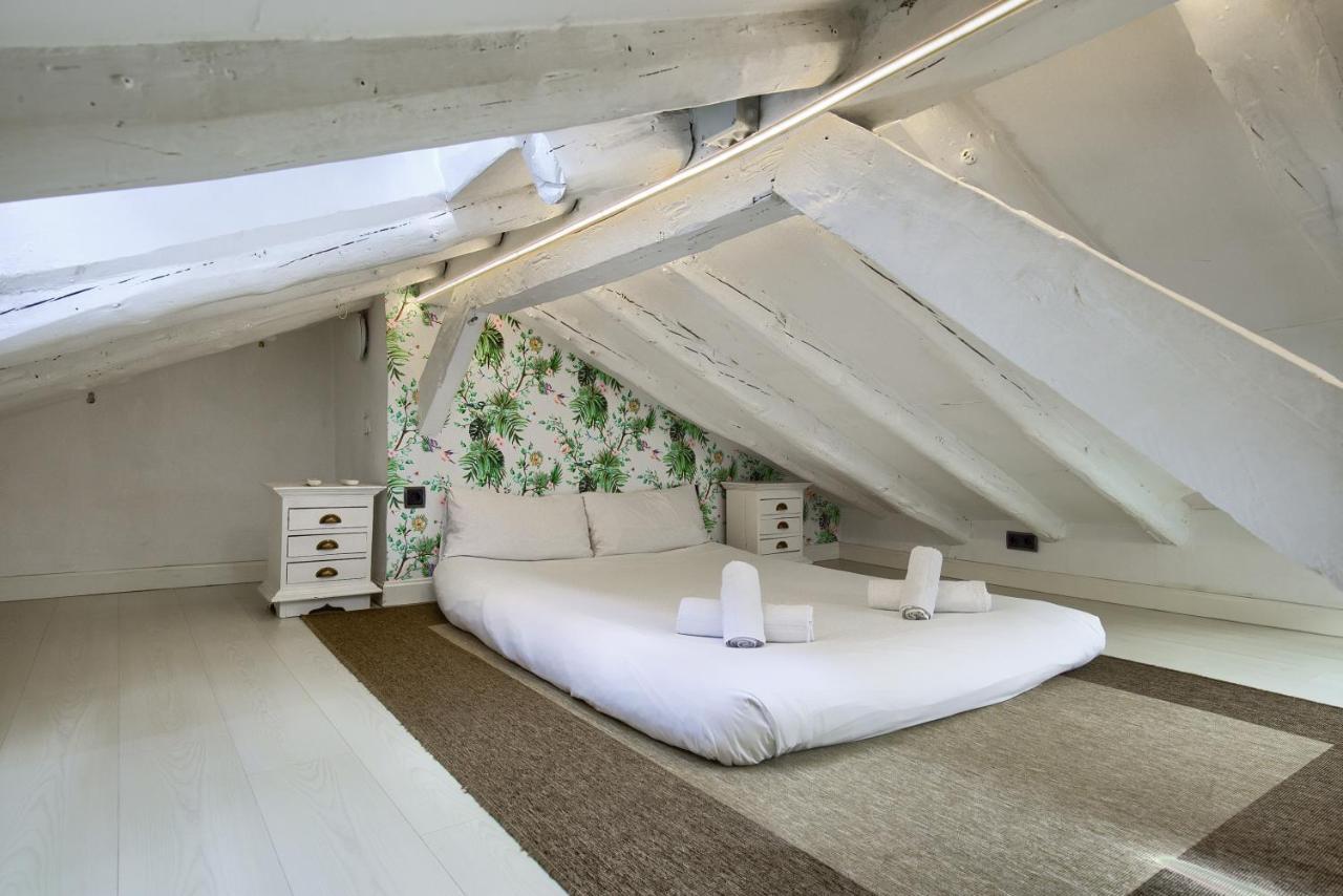 Charming Sol Attic Madrid