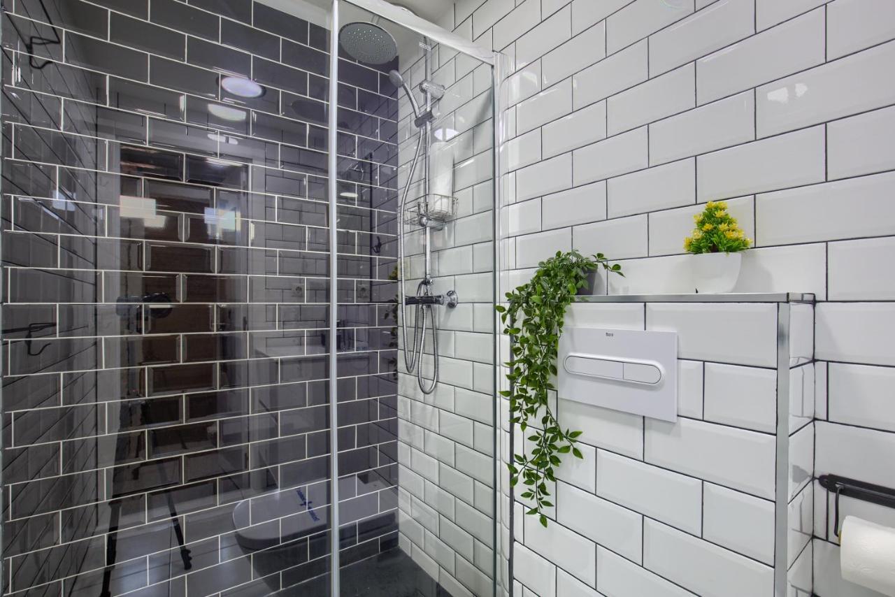 Charming Sol Attic Appartamento