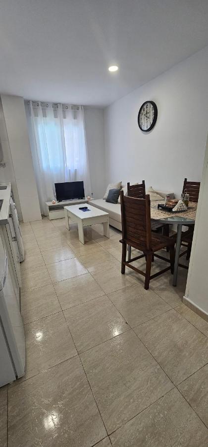 Apartamento Apto Tanez Plaza Toros Ventas, A