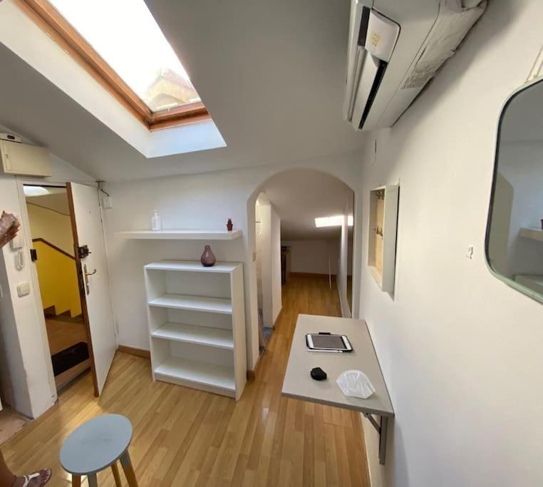 San Bernabe, 2 En Vistillas Junto A Metro Puerta De Toledo Apartment