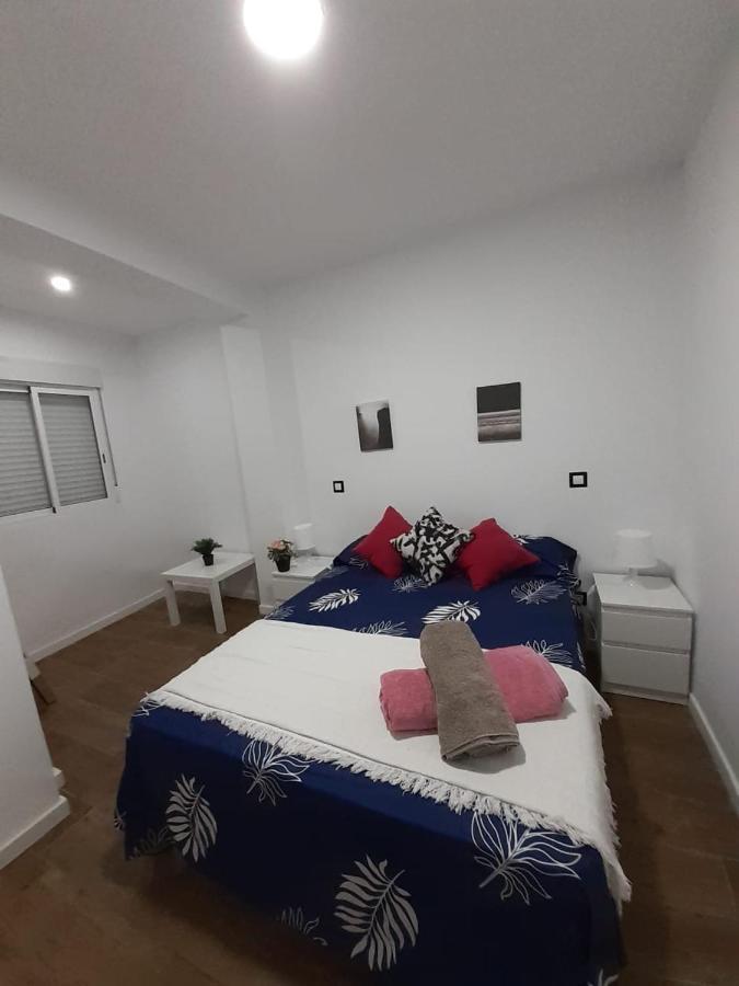 Vallecas Apartment *