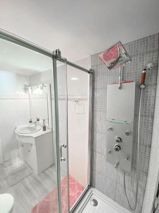 Apartamento Led - 9min Estadio Wanda Metropolitano Apartamento Madrid