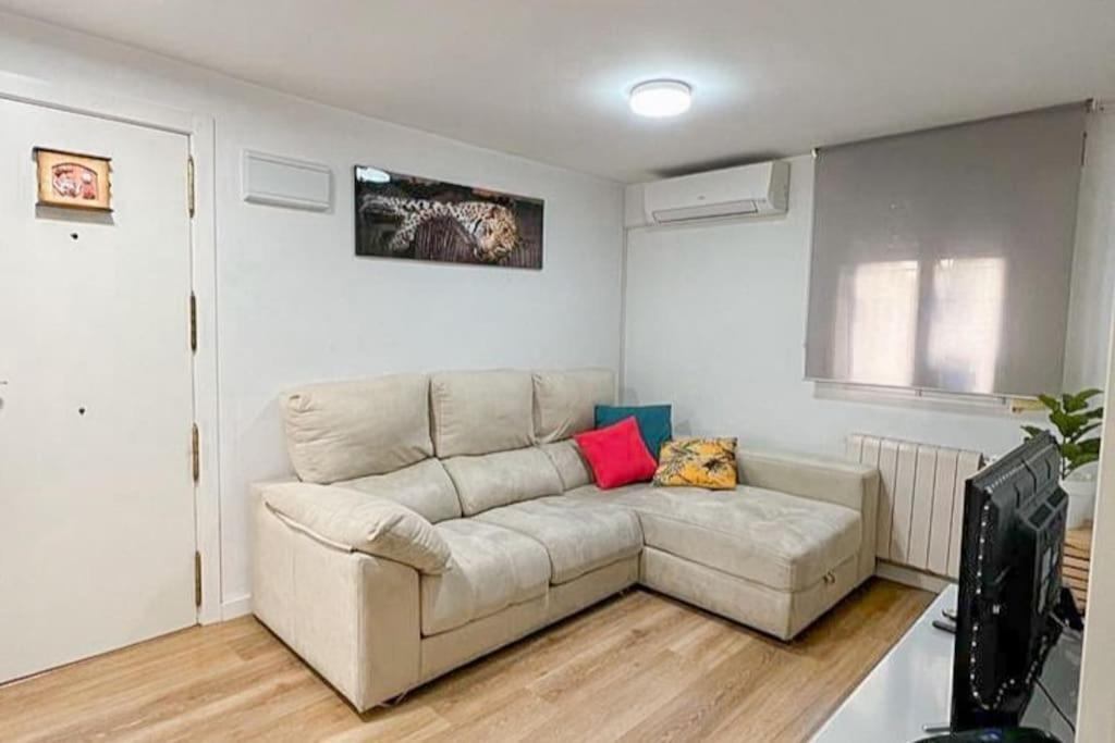 Apartamento Led - 9min Estadio Wanda Metropolitano Apartamento Madrid