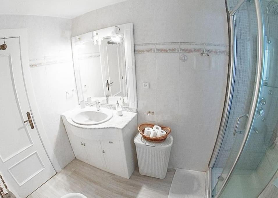 Apartamento Led - 9min Estadio Wanda Metropolitano * Madrid