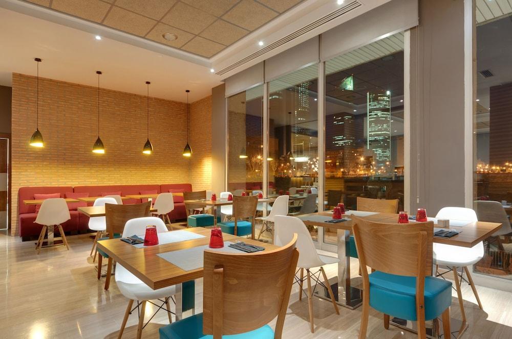 Chamartín, Affiliated By Meliá Hotel Madrid