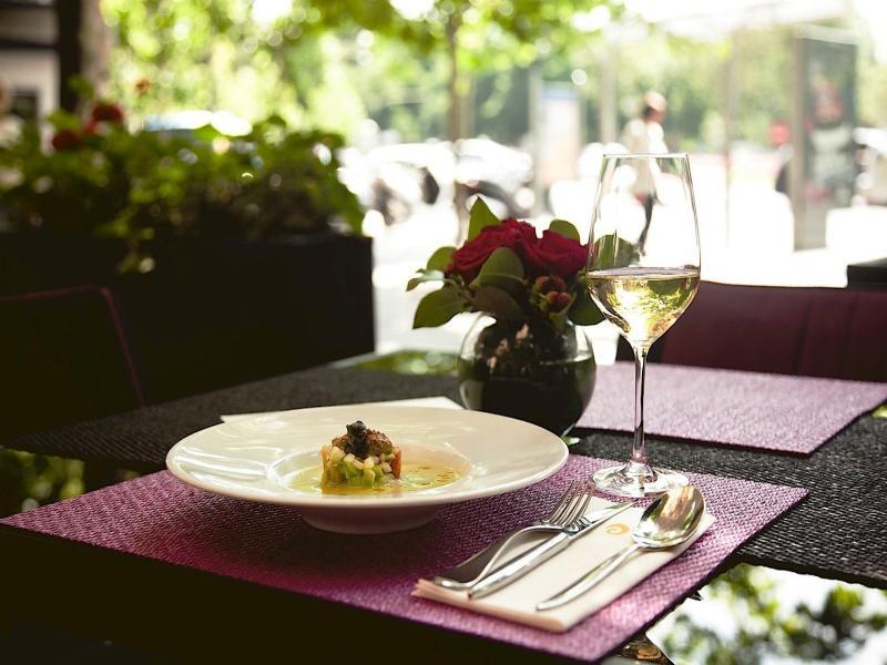 Hotel Hospes Puerta De Alcala, A Member Of Design 5*