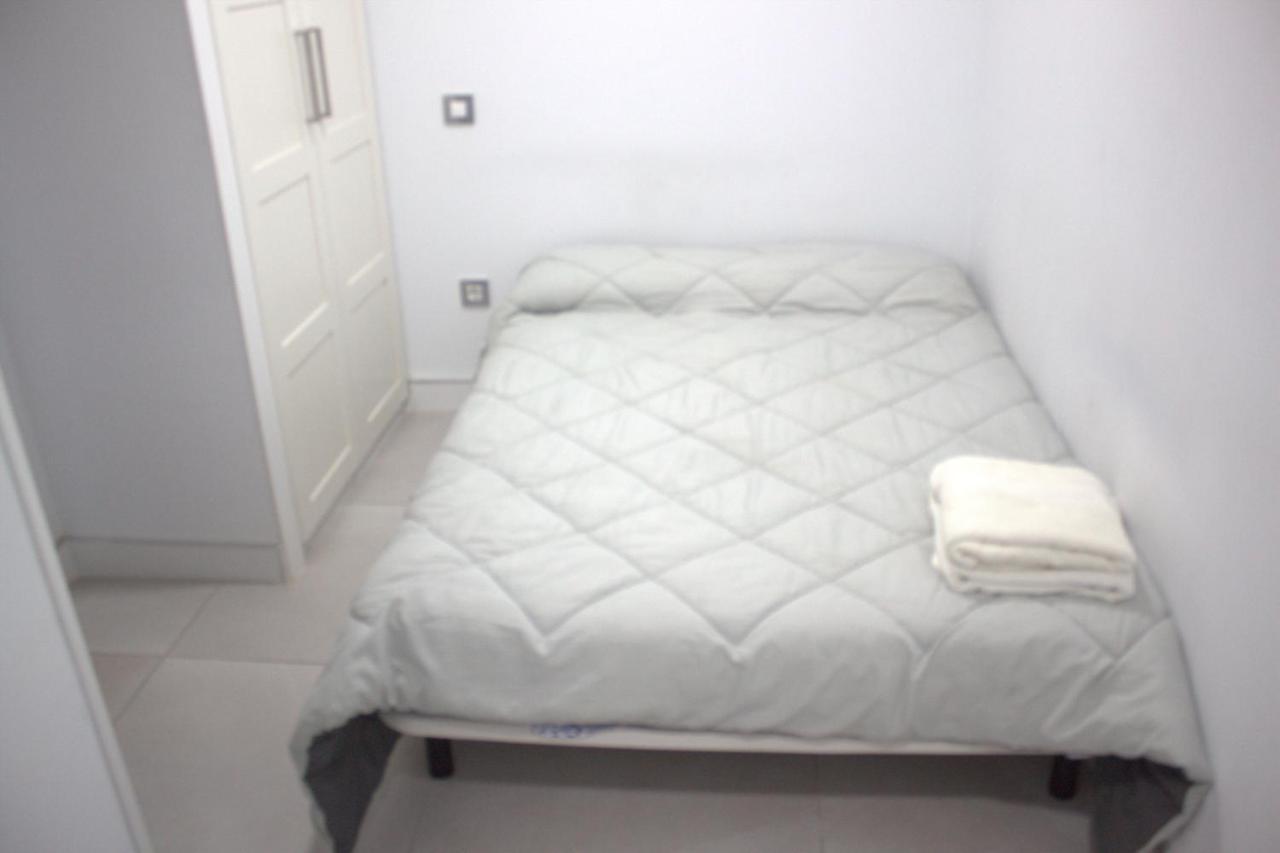 In - 01 Lavapies Guest house *