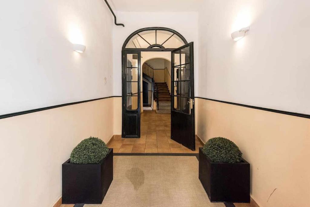 Calle Huertas Galeria By Regalatemadrid Madri