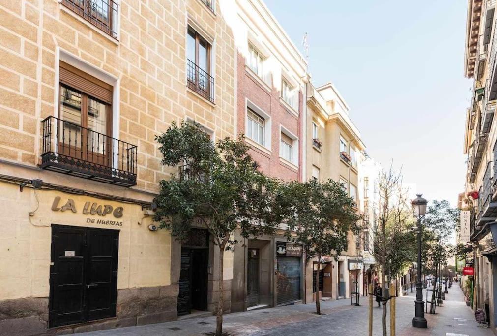 Calle Huertas Galeria By Regalatemadrid Apartamento
