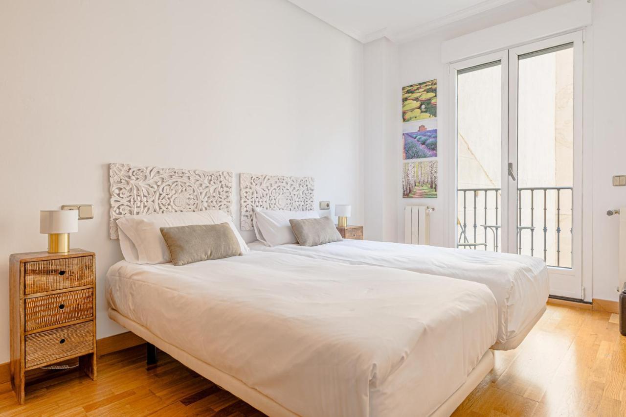 Apartamento Spacious And Great With Swimming Pool In The Center Of By Sharingco.