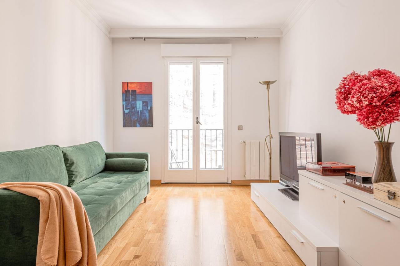 Apartamento Spacious And Great With Swimming Pool In The Center Of By Sharingco.