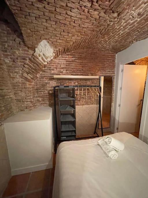 Apartamento Cool Duplex 7pax En Calle Monteleon/centro *