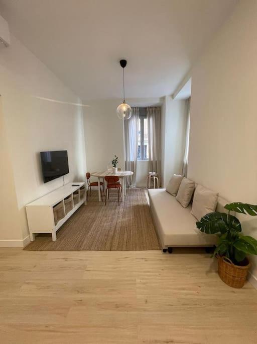 Cool Duplex 7pax En Calle Monteleon/centro Apartamento Madrid