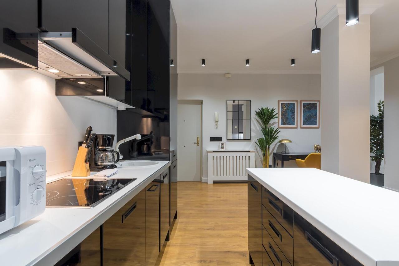 Wide And Modern -1bd 1,5 Bth- Malasana Apartment