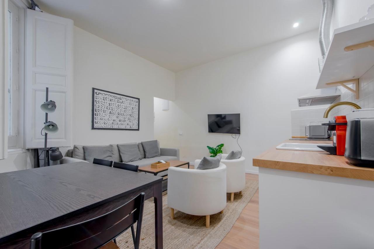 New Apt 7 A 50 Metros Del Retiro/museo Prado Madrid