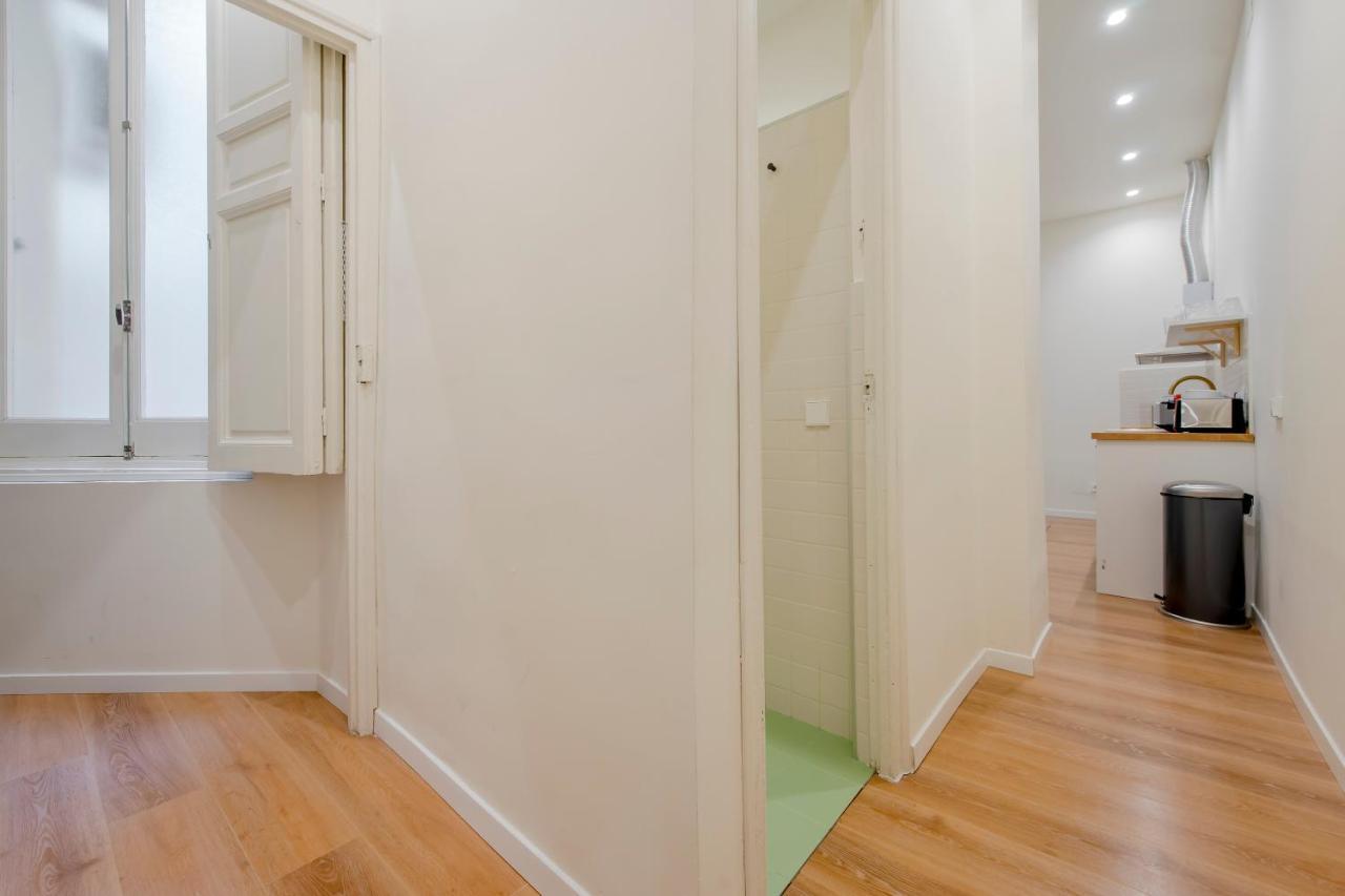 New Apt 7 A 50 Metros Del Retiro/museo Prado Madrid