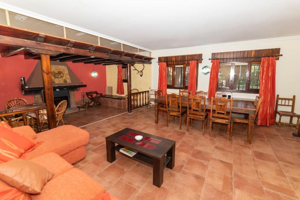 El Palomar De La Vina Villa Madrid