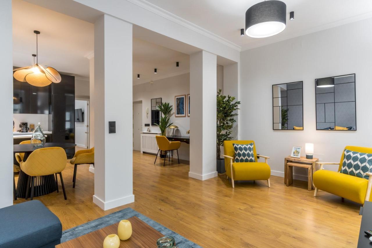 Wide And Modern -1bd 1,5 Bth- Malasana * Madrid