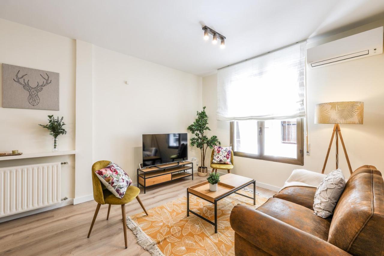 Tirso De Molina Apartment *