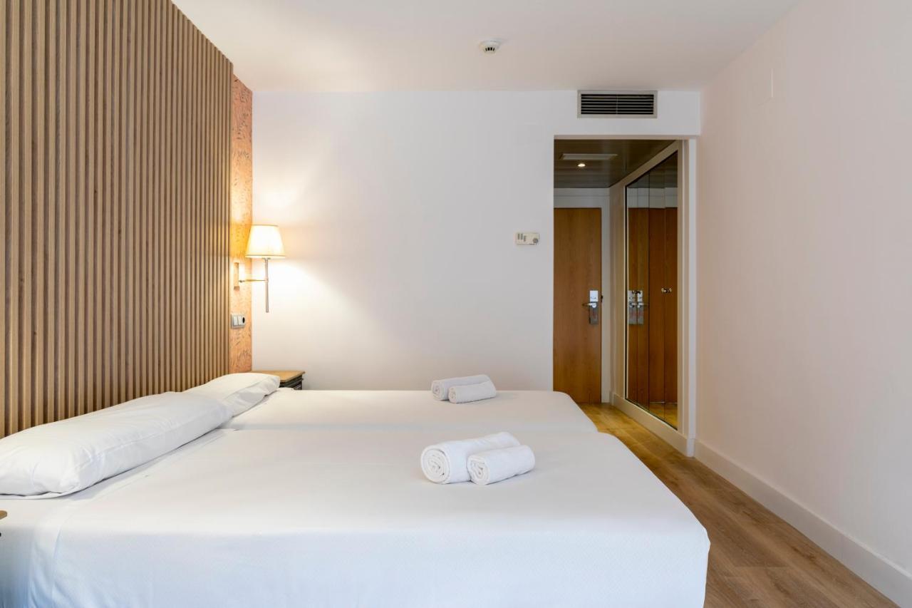 Quo Eraso Apartahotel 3*