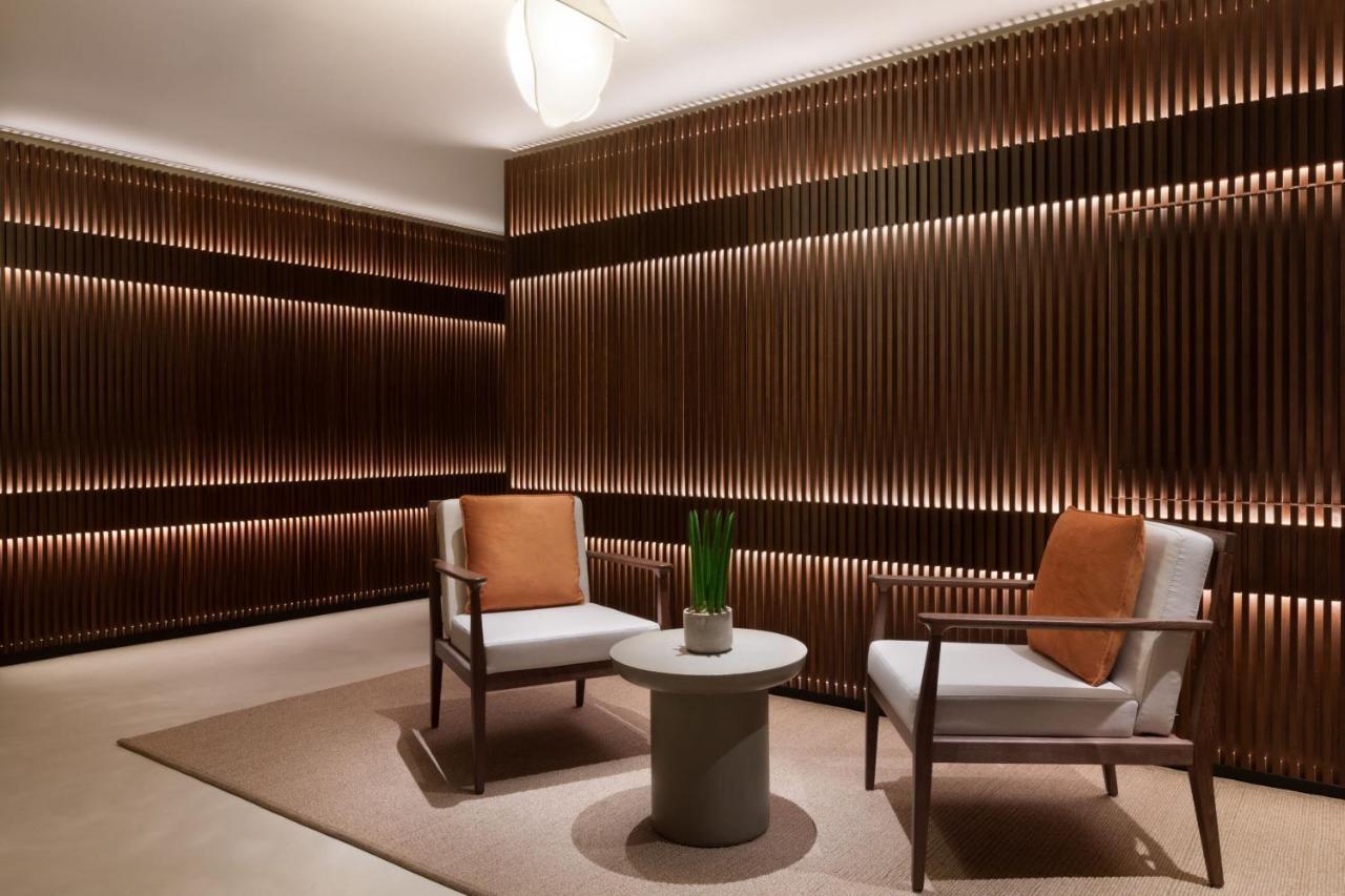 Hotel Jw Marriott Madri
