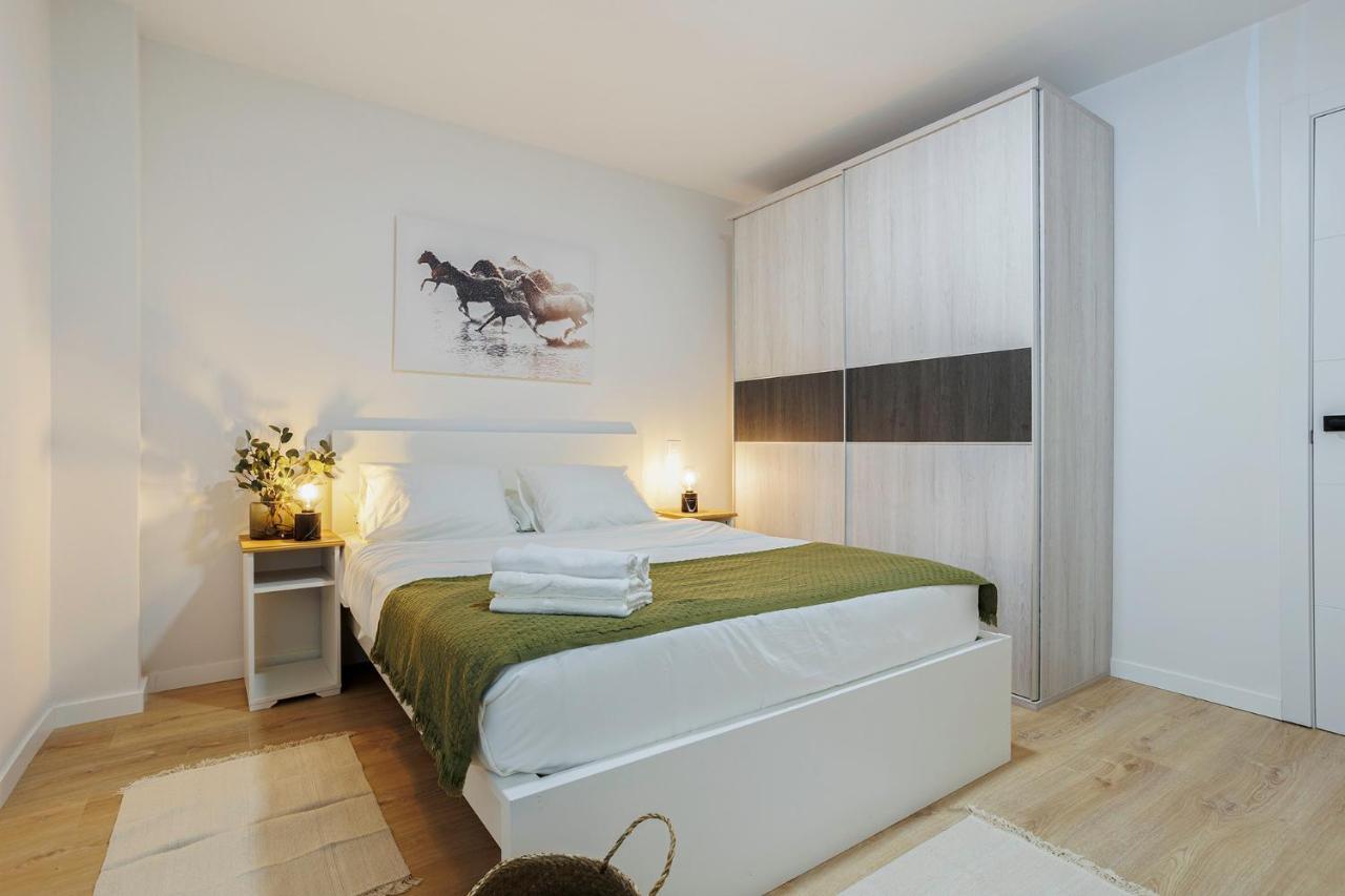 Apartment Genesis In