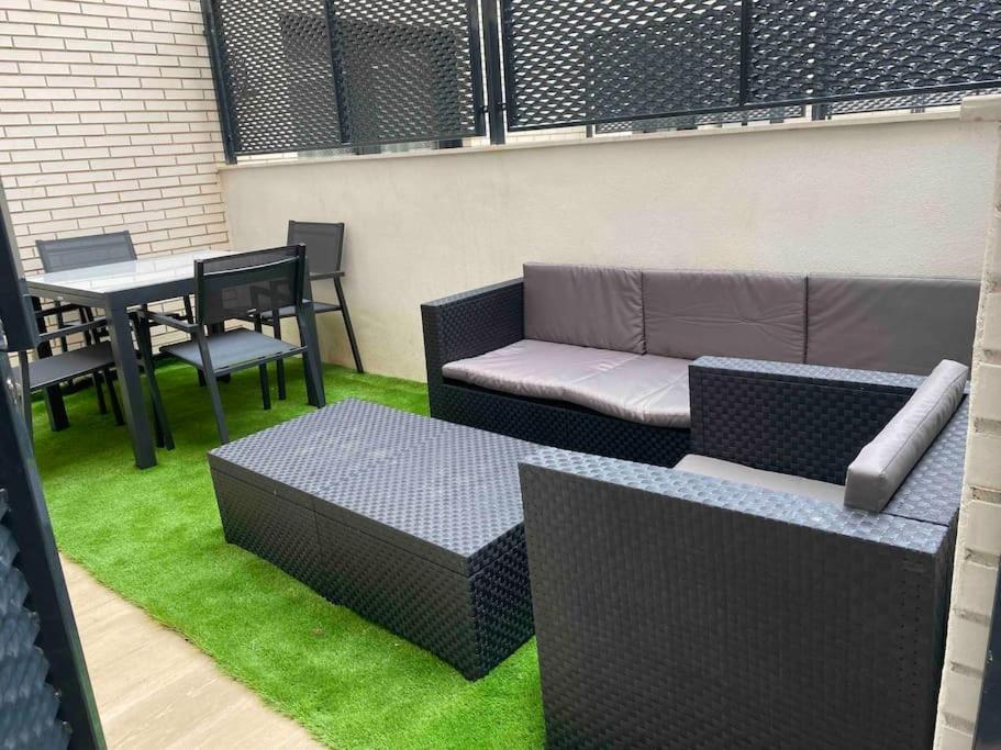 Moderno Loft En Barajas Apartment