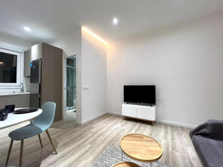 Excelente Piso En Barrio Salamanca! *