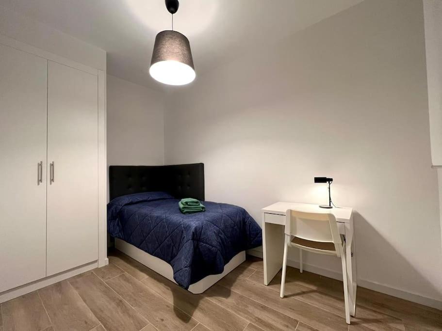 Excelente Piso En Barrio Salamanca! Apartamento