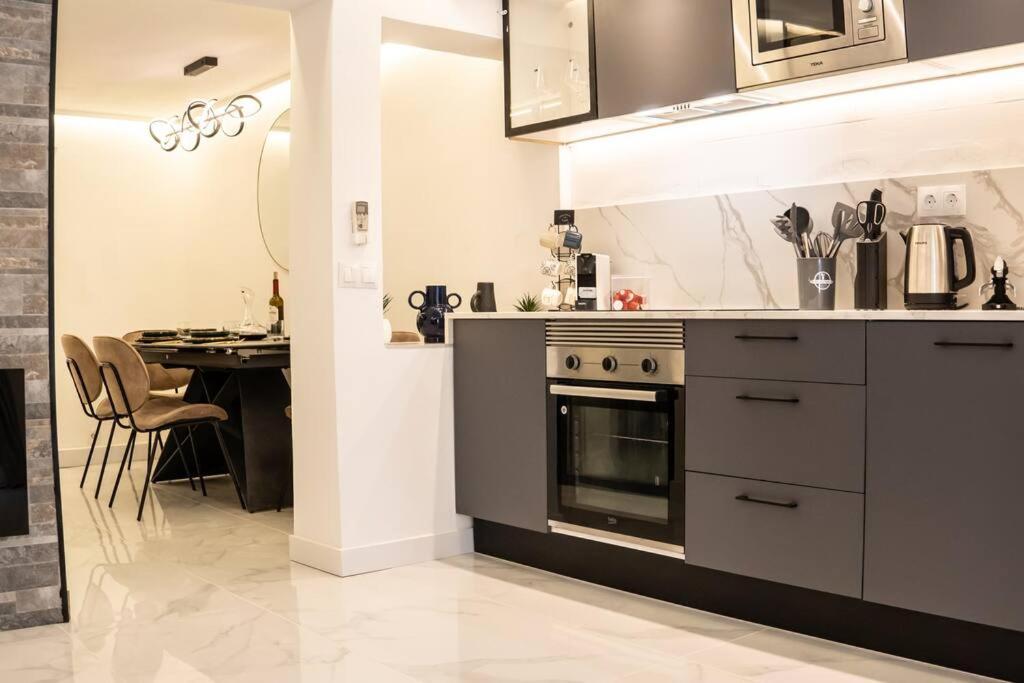 Gran-via Luxury Flat 3bd City Center + Terrace + Ac *