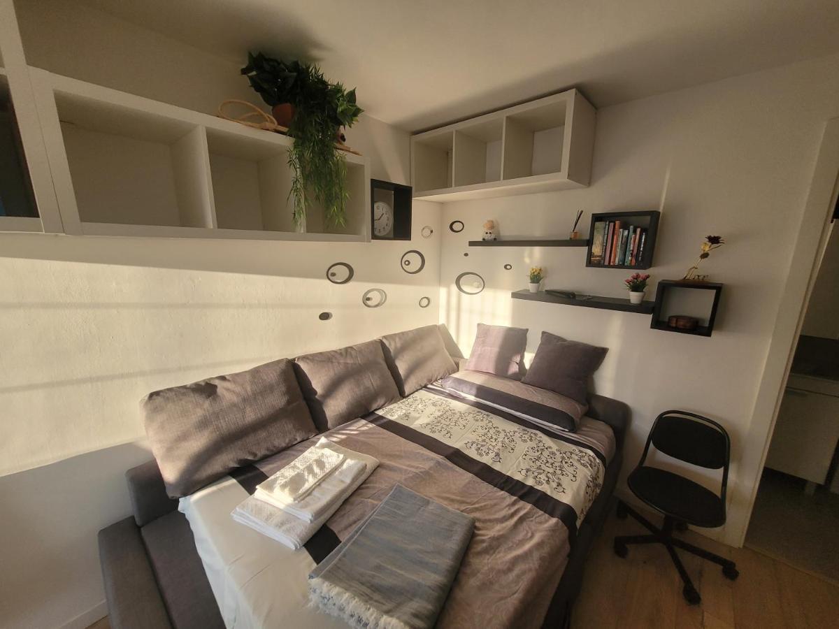 Couette-café Entero En Madrid, Con Acceso Privado