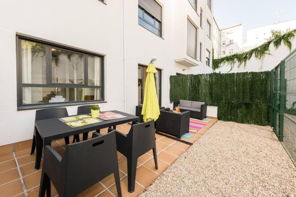 Chamberi Con Jardin C By Regalatemadrid Apartamento