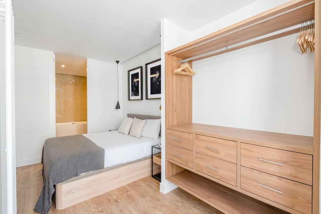 Gran Via Vi Calle Jacometrezo 2br 2bh Apartamento *
