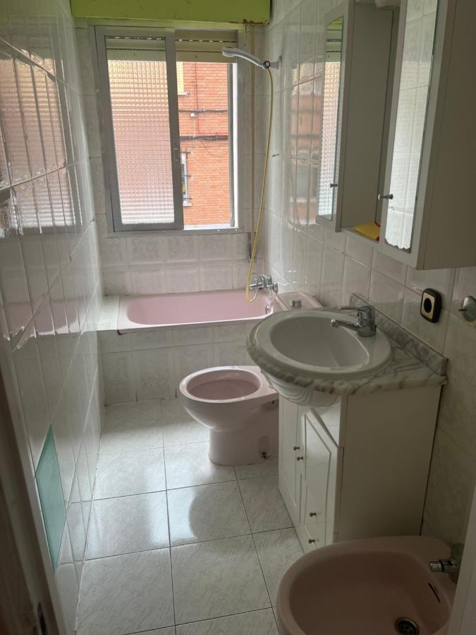 Apartament *